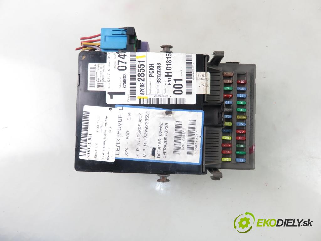 RENAULT LAGUNA II (BG0/1_) LIFTBACK 2003 88,00 1.9 dCi 120 - F9Q 750 1870,00 MODUL BSI 8200228551