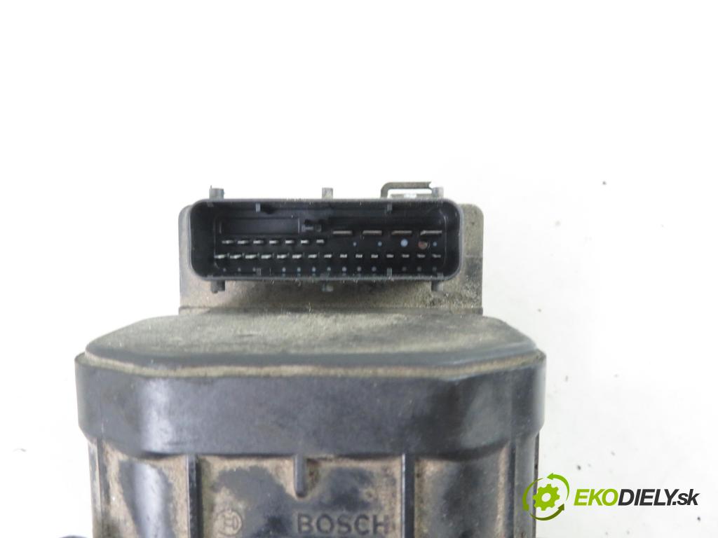 AUDI A4 (8D2, B5) SEDAN 1999 66,00 1.9 TDI - AHU 1896,00 Pumpa ABS 0273004281 (Pumpy ABS)