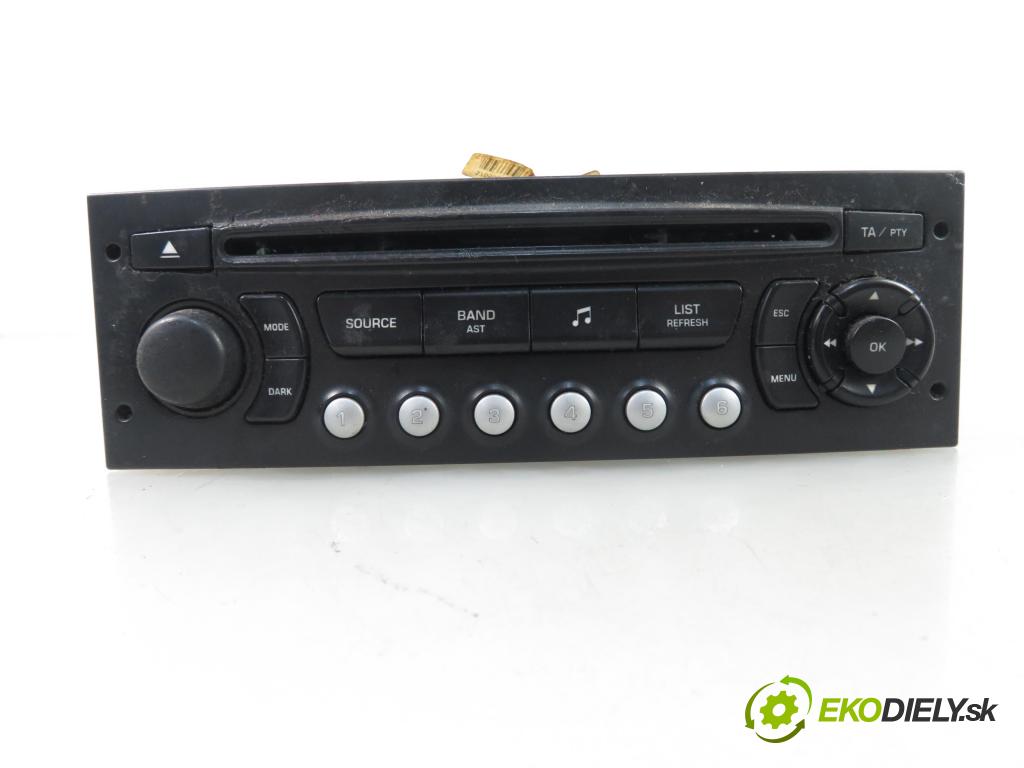 PEUGEOT 307 (3A/C) HB 2005 0,00 1.6 HDi - 9HX (DV6ATED4) 1560,00 RADIO CD