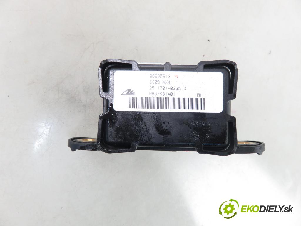 OPEL ANTARA A (L07) SUV 2008 110,00 2.0 CDTI 4x4 - Z 20 DMH 1991,00 snímač ESP 96625913