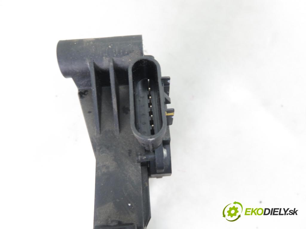 OPEL ANTARA A (L07) SUV 2008 110,00 2.0 CDTI 4x4 - Z 20 DMH 1991,00 Potenciometer plynového pedálu 96625893 (Pedále)