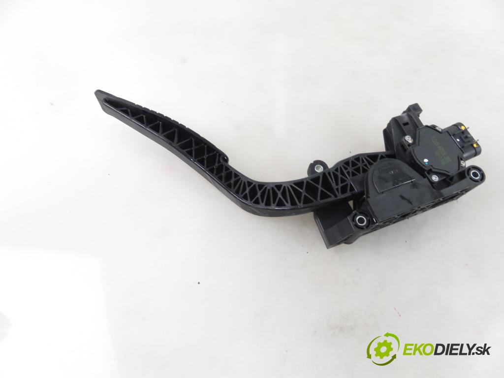 OPEL ANTARA A (L07) SUV 2008 110,00 2.0 CDTI 4x4 - Z 20 DMH 1991,00 Potenciometer plynového pedálu 96625893 (Pedále)