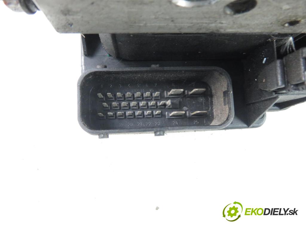 RENAULT MASTER II Skrzynia (FD) FURGON 1998 84,00 2.8 dTI - S9W 702 2799,00 Pumpa ABS 7700302426 ; 10020400764 ; 10094614013 (Pumpy ABS)