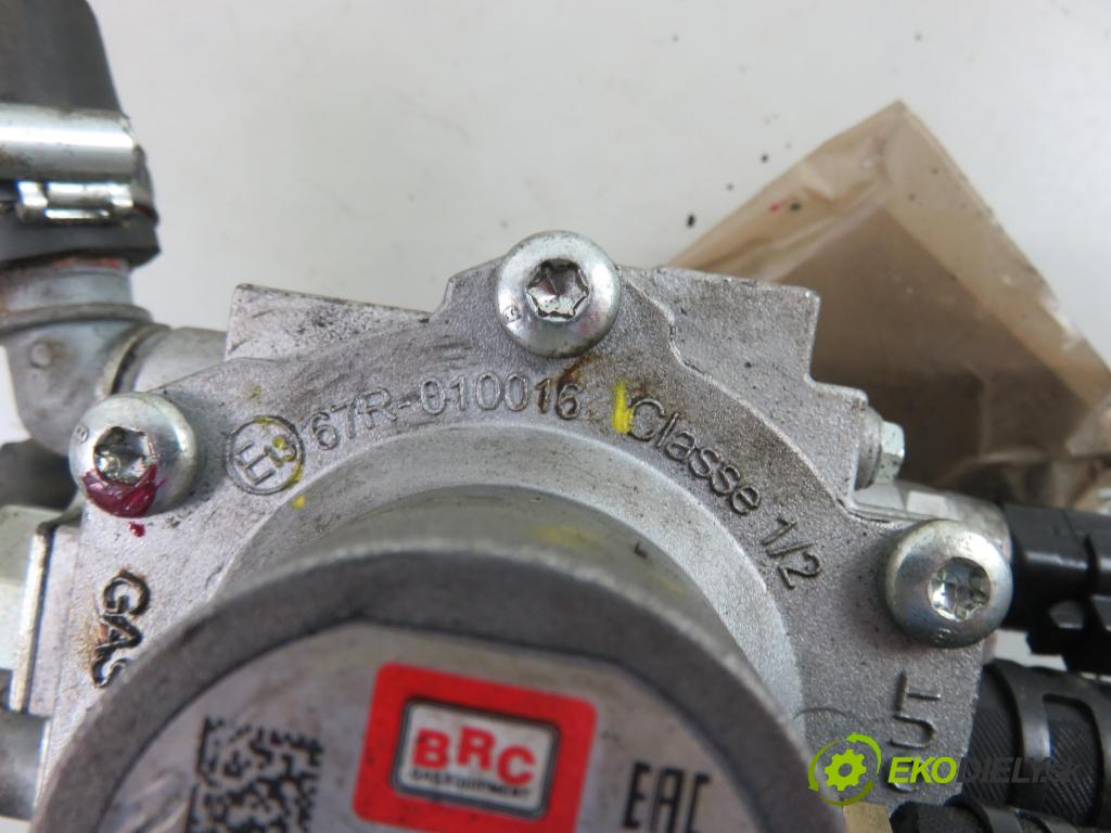 BMW 3 Touring (E46) KOMBI 2001 85,00 318 i - M43 B19 (194E1) 1895,00 reduktor: Výparník LPG 67R010016