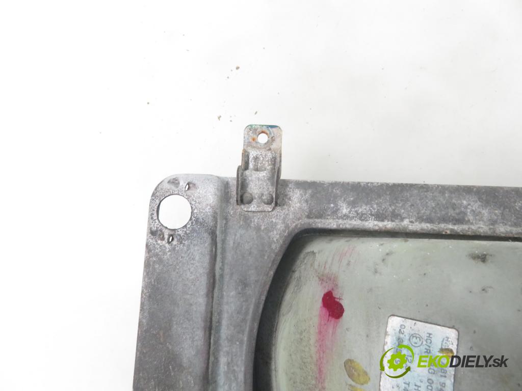 VW LT 28-35 I Furgon (281-363) FURGON 1991 51,00 2.4 D - ACT 2383,00 Svetlo LP 281941751D