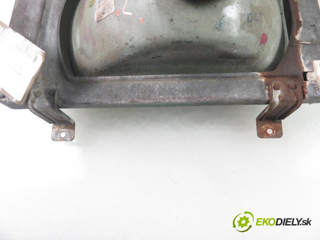 VW LT 28-35 I Furgon (281-363) FURGON 1991 51,00 2.4 D - ACT 2383,00 Svetlo LP 281941751D