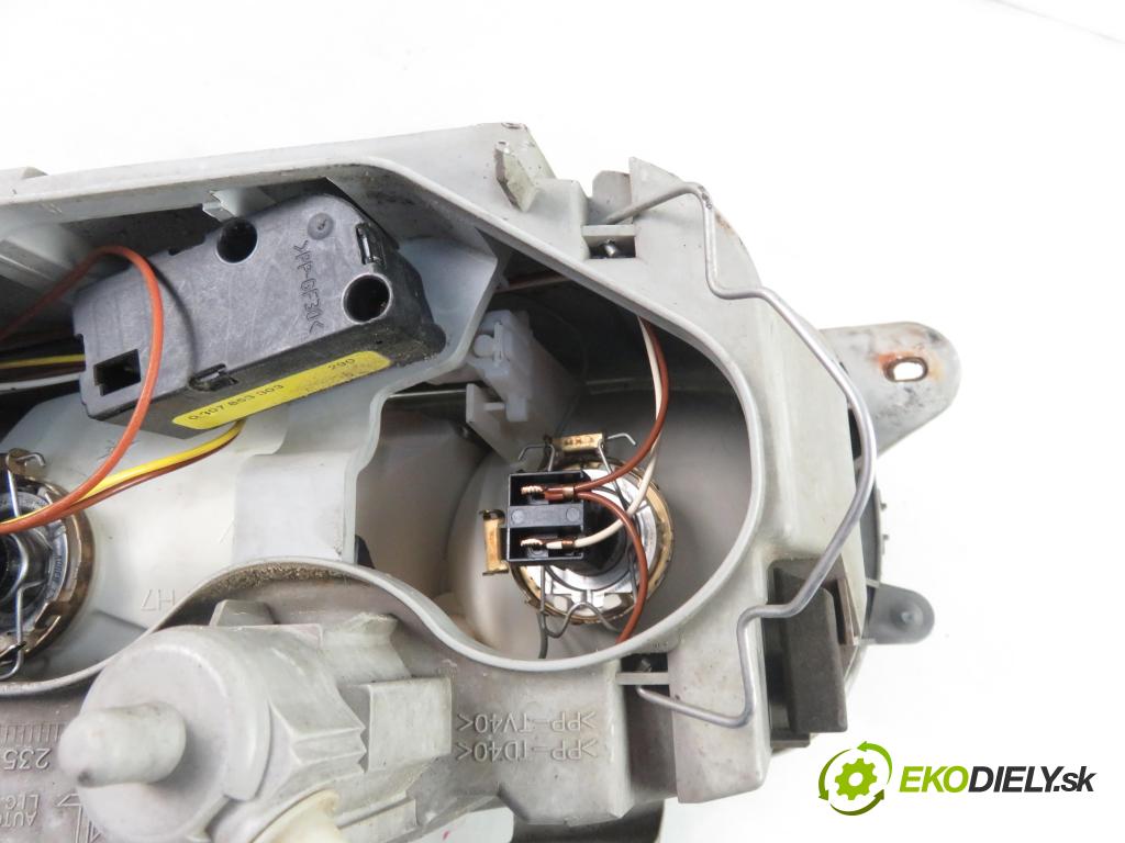 ALFA ROMEO 147 (937_) HB 2003 77,00 1.6 16V T.SPARK ECO 105 - AR 37203 1598,00 Svetlo PP 0301186202