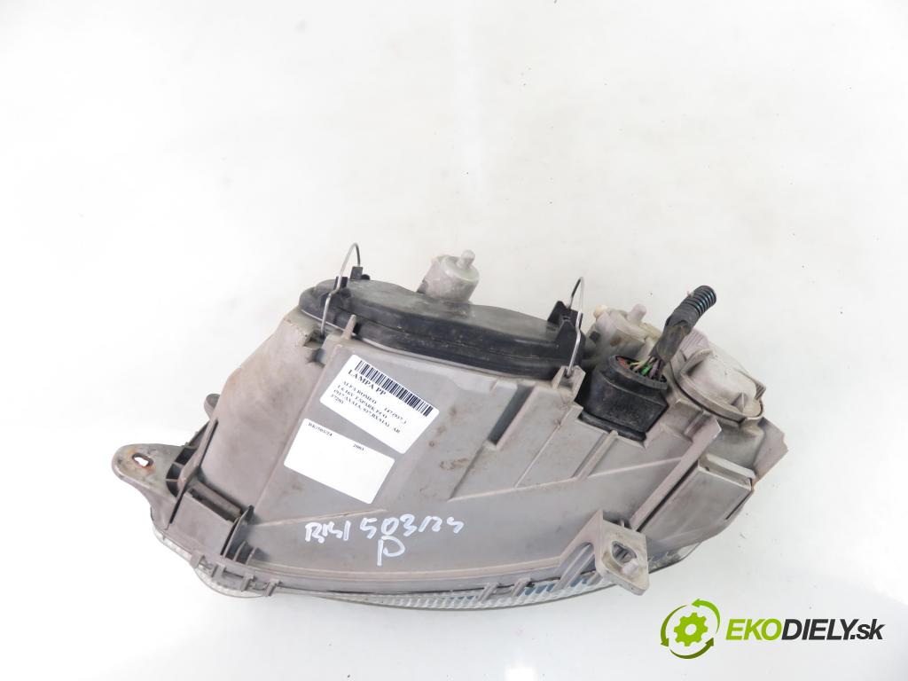 ALFA ROMEO 147 (937_) HB 2003 77,00 1.6 16V T.SPARK ECO 105 - AR 37203 1598,00 Svetlo PP 0301186202