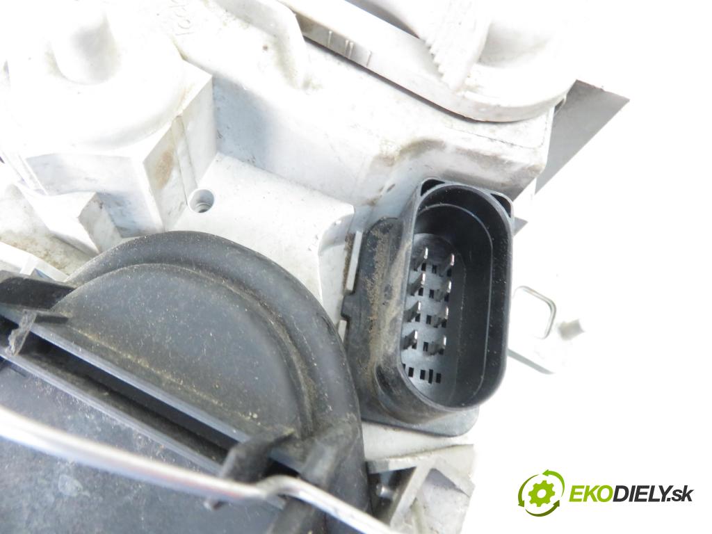 ALFA ROMEO 147 (937_) HB 2003 77,00 1.6 16V T.SPARK ECO 105 - AR 37203 1598,00 Svetlo PP 0301186202