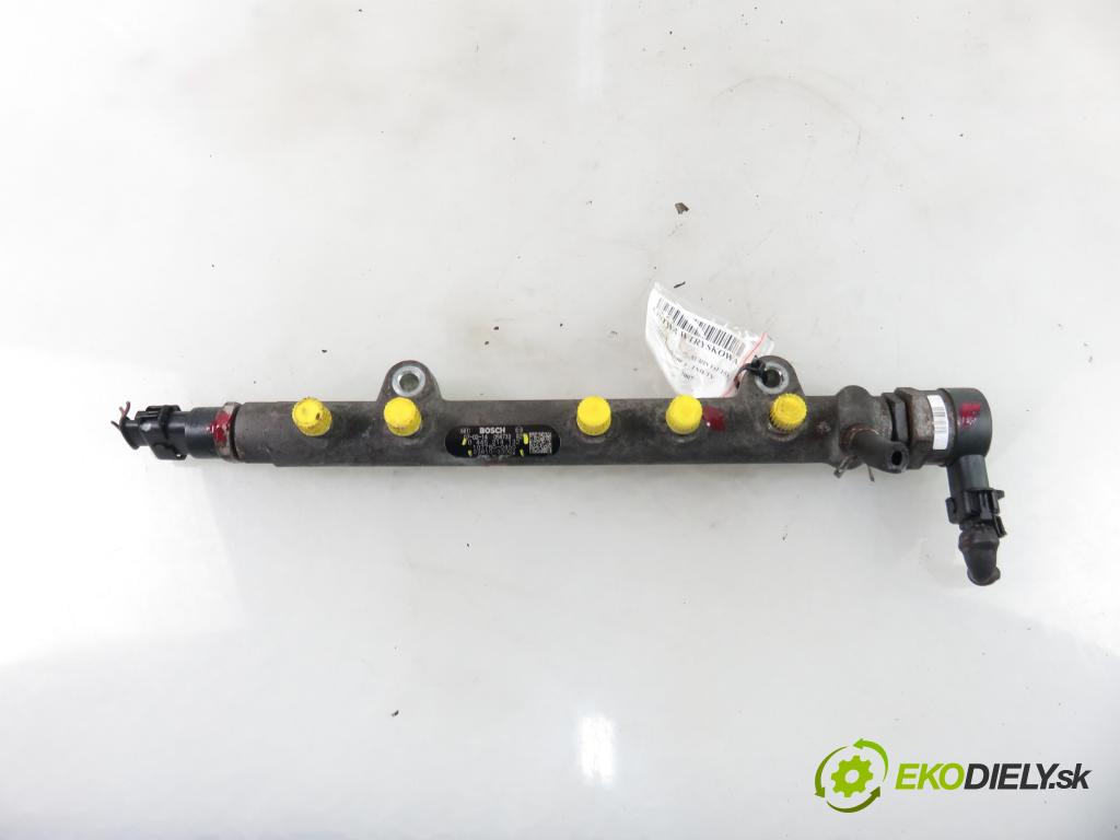 TOYOTA AURIS (_E15_) HB 2007 66,00 1.4 D-4D 90 - 1ND-TV 1364,00 Lišta vstrekovacia 2381033021 ; 0445214132 ; 0281002507 (Vstrekovacie lišty)