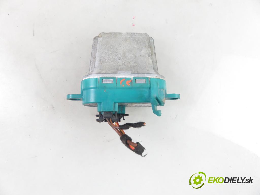 SEAT ALHAMBRA (710, 711) MINIVAN 2011 103,00 2.0 TDI - CFFB 1968,00 rezistor / REOSTAT: topení 7L0907521B