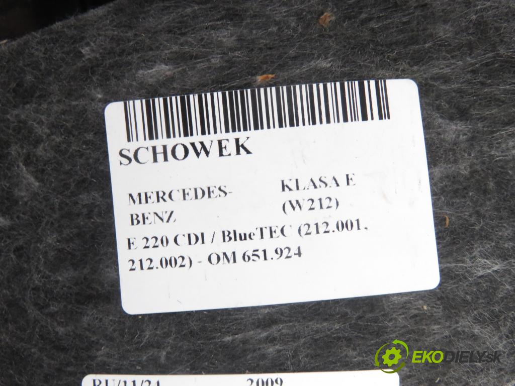 MERCEDES-BENZ KLASA E (W212) SEDAN 2009 125,00 E 220 CDI 170 BlueTEC - OM 651.924 2143,00 Priehradka, kastlík 2126800091