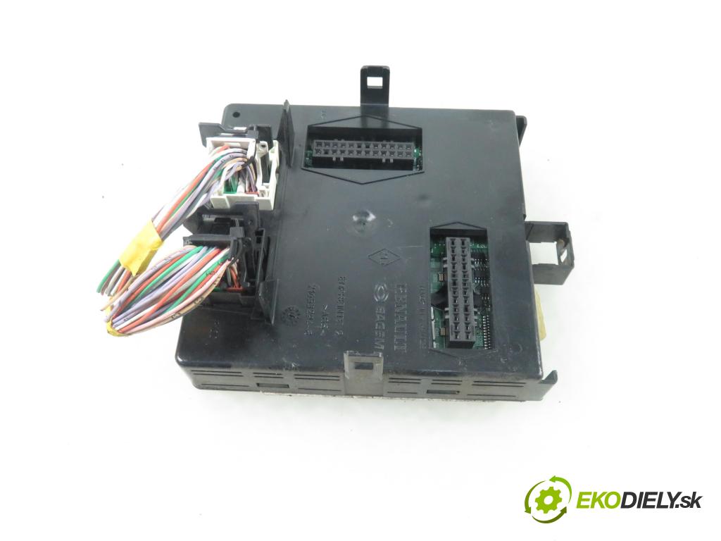 RENAULT LAGUNA II (BG0/1_) LIFTBACK 2002 103,00 2.0 16V IDE (BG0N) - F5R 700 1998,00 MODUL BSI 8200190285 ; 8200190285