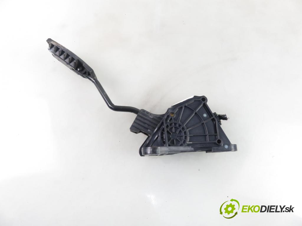 HONDA CR-V III (RE_) SUV 2008 103,00 2.2 i-CTDi 4WD (RE6) - N22A2 2204,00 Potenciometer plynového pedálu JM14A (Pedále)