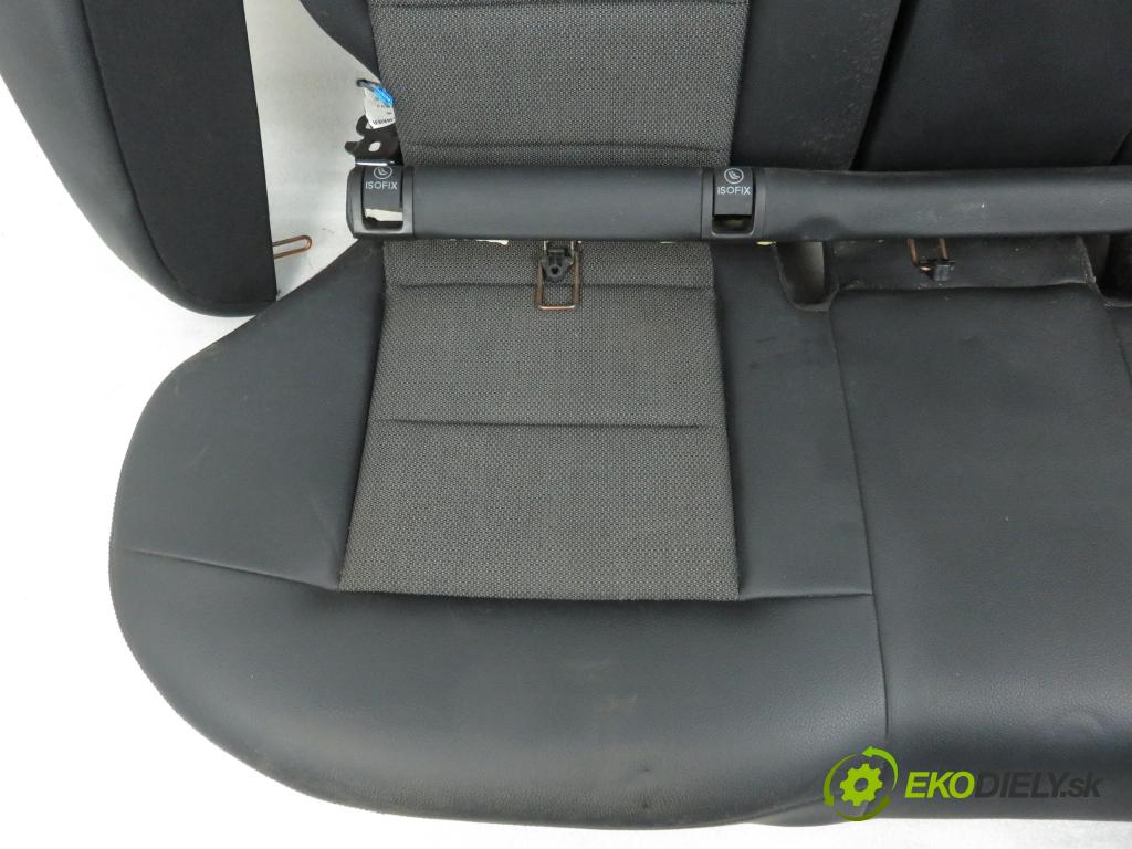 MERCEDES-BENZ KLASA E (W212) SEDAN 2009 125,00 E 220 CDI 170 BlueTEC - OM 651.924 2143,00 Sedadlá, sedačky