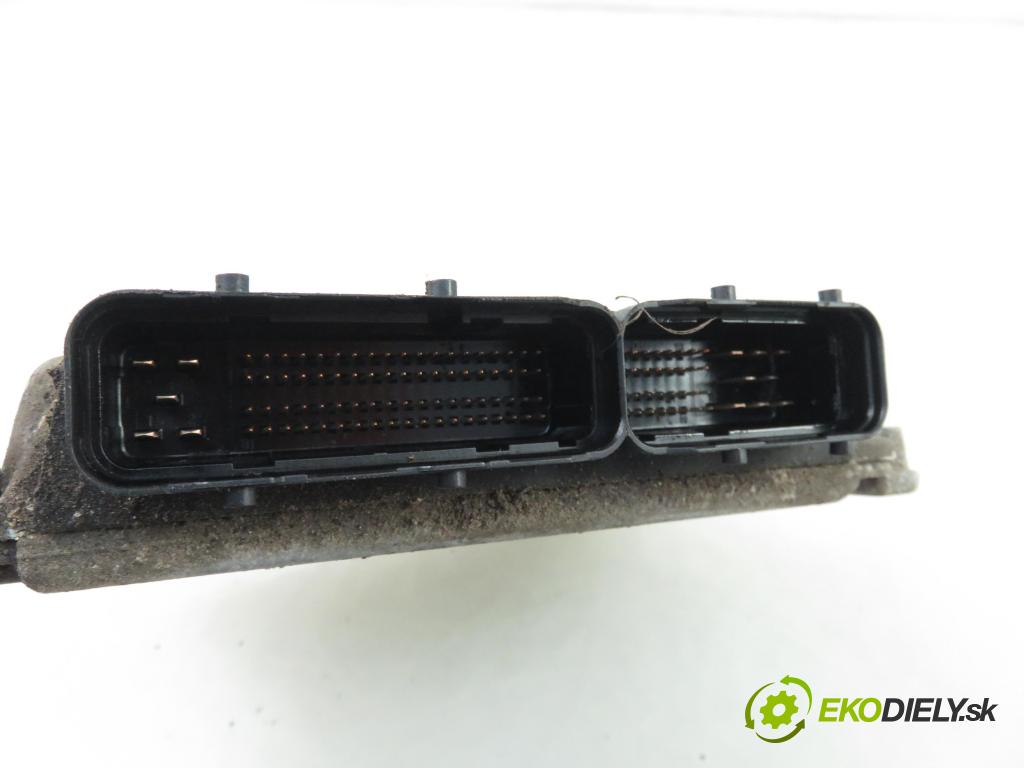 RENAULT MEGANE I (BA0/1_) HB 2001 72,00 1.9 dTi 98 - F9Q 736 1870,00 Riadiaca jednotka Motor 0281010442 ; 8200141954