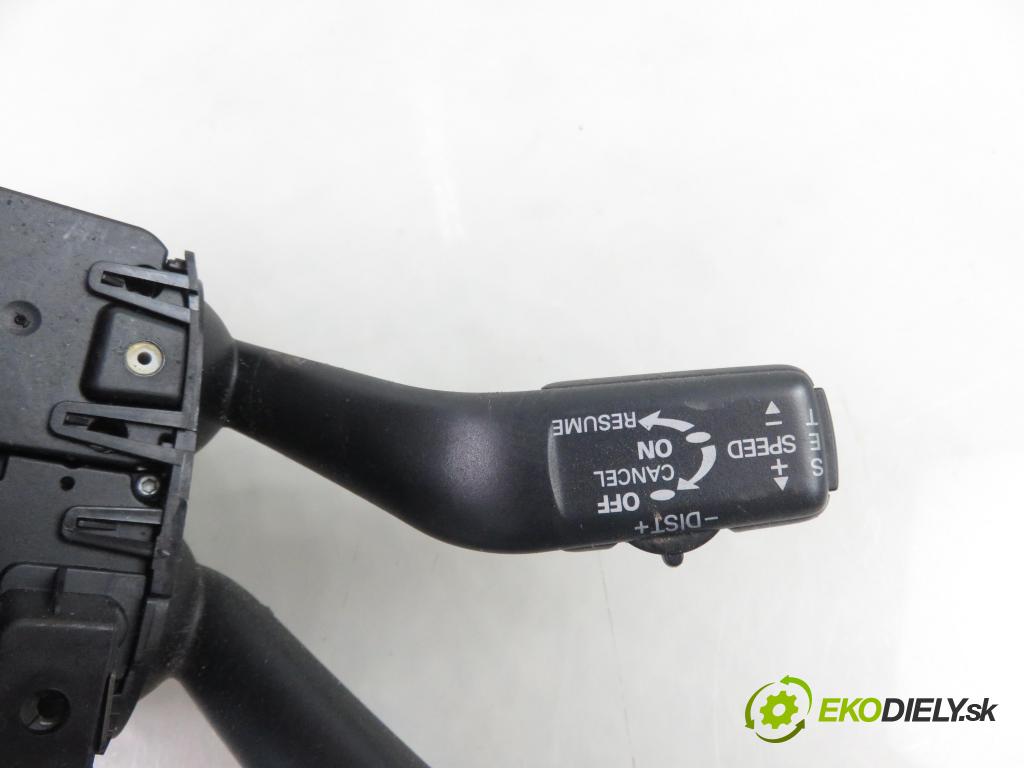 VW PASSAT B6 (3C2) SEDAN 2006 103,00 2.0 TDI - BMP 1968,00 páčka/prepínač 3C0959653B ; 3C5953513D ; 3C0953549K