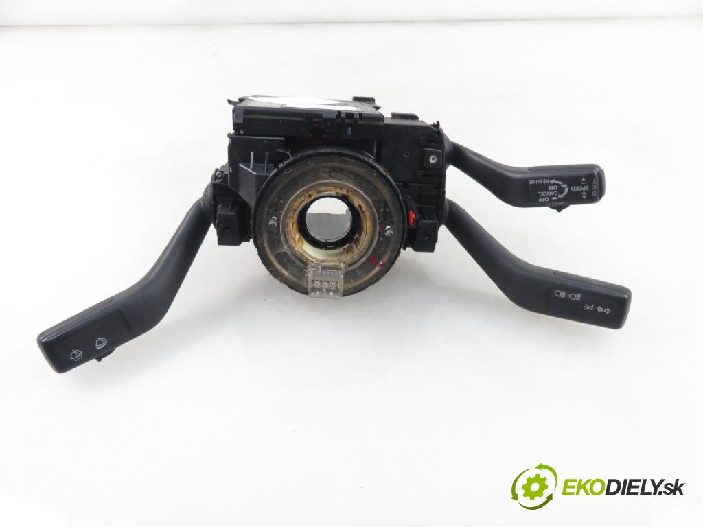 VW PASSAT B6 (3C2) SEDAN 2006 103,00 2.0 TDI - BMP 1968,00 páčka/prepínač 3C0959653B ; 3C5953513D ; 3C0953549K