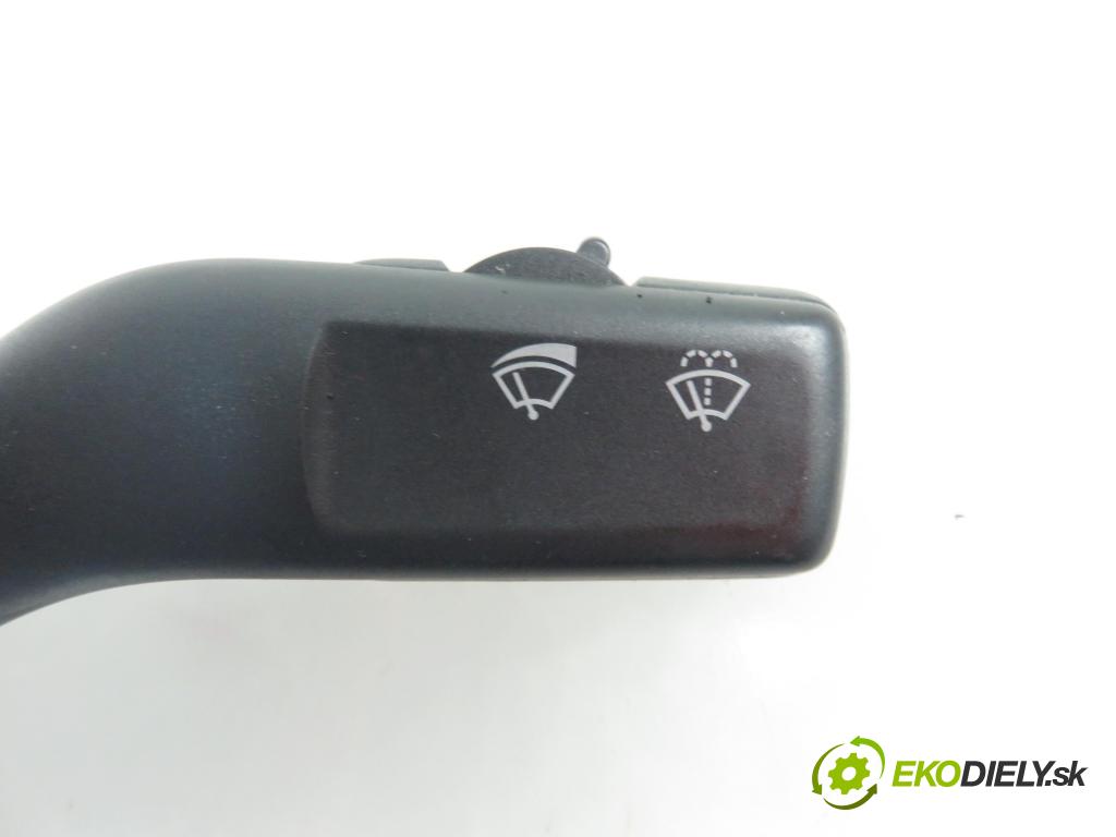 VW PASSAT B6 (3C2) SEDAN 2006 103,00 2.0 TDI - BMP 1968,00 páčka/prepínač 3C0959653B ; 3C5953513D ; 3C0953549K