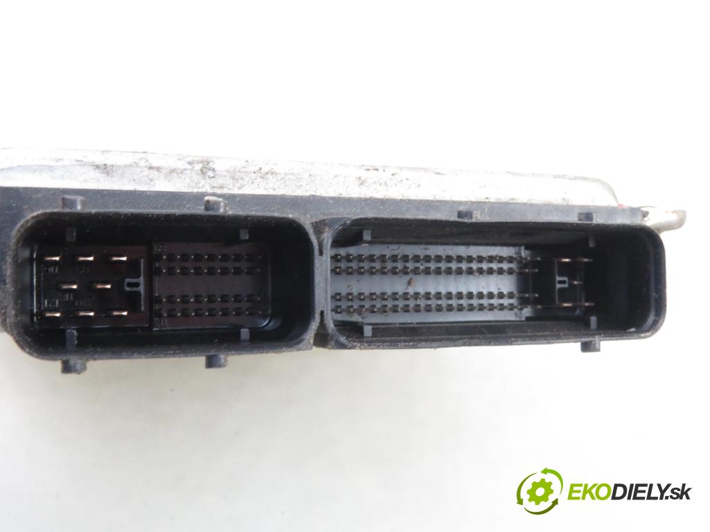 FORD GALAXY (WGR) MINIVAN 2002 66,00 1.9 TDI PD 90 - ANU 1896,00 Riadiaca jednotka Motor 038906019JG ; 0281010982
