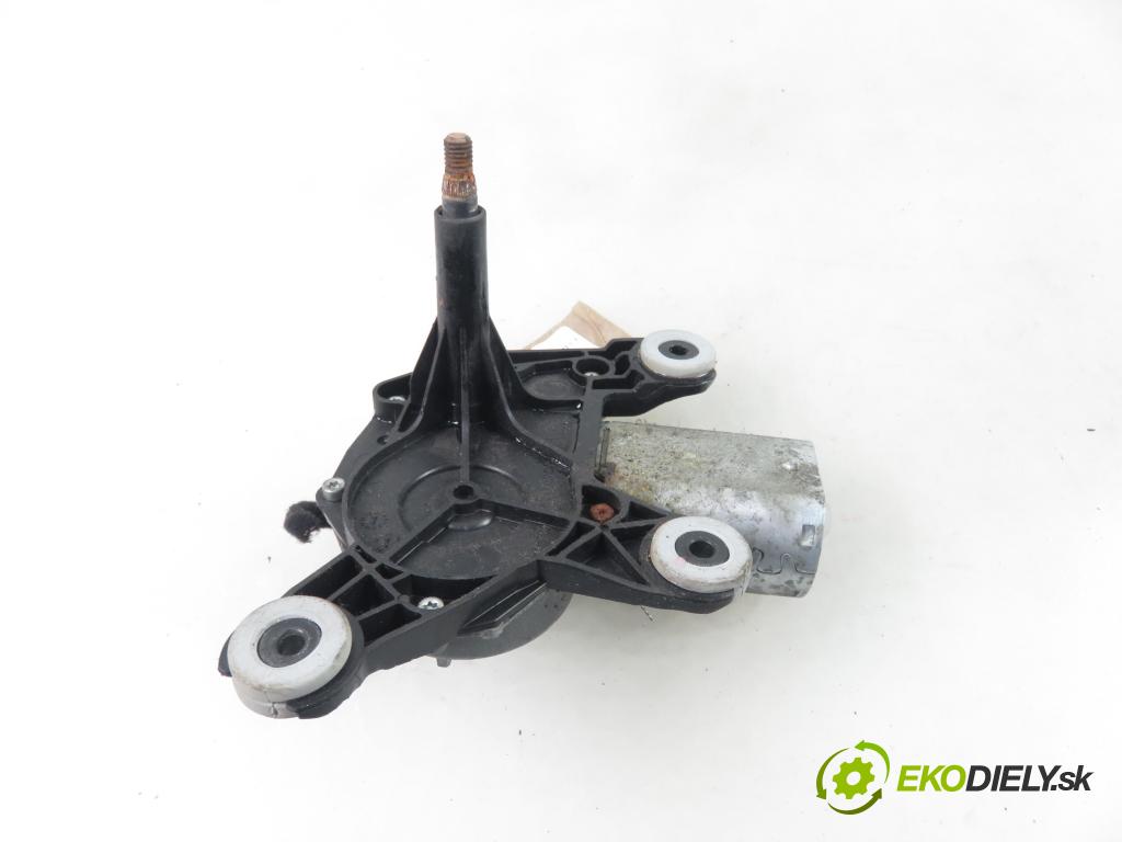 FIAT GRANDE PUNTO (199_) HB 2006 66,00 1.3 D Multijet 90 - 199 A3.000 1248,00 Motorček stierače zadné 53025712