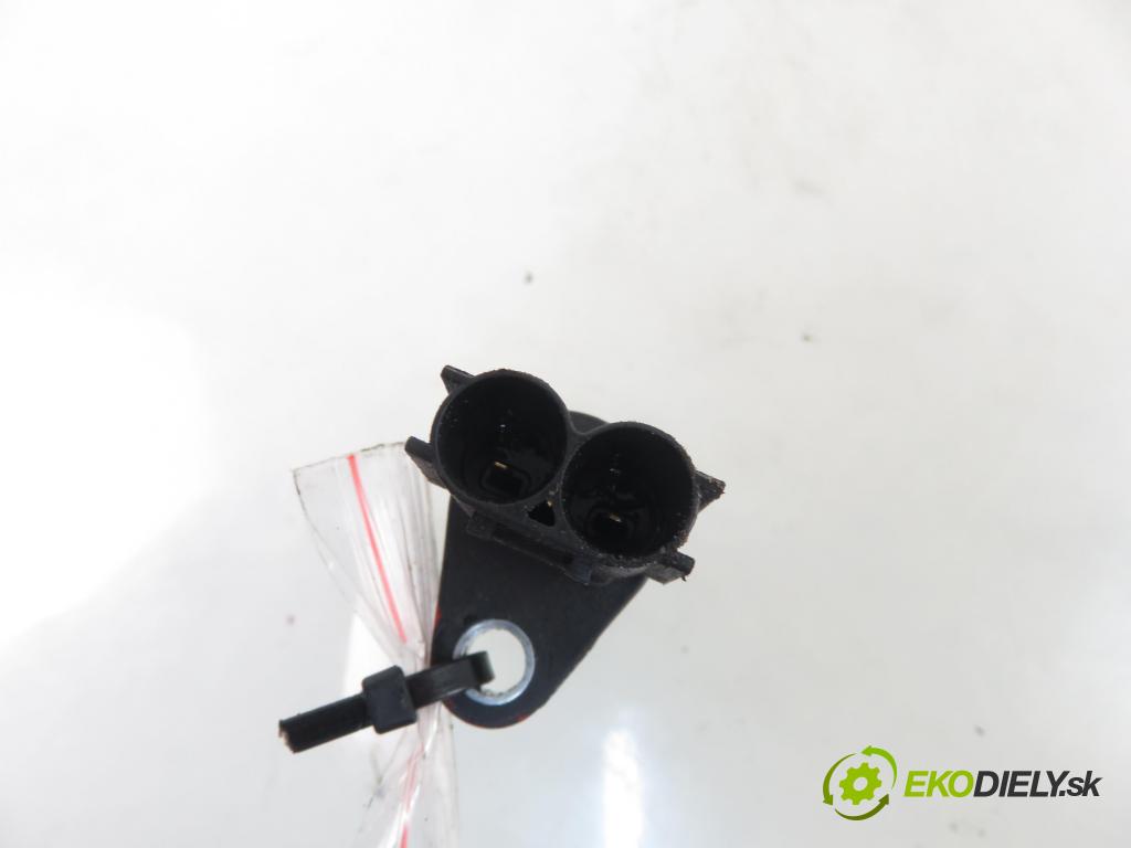 TOYOTA YARIS VERSO (_P2_) MINIVAN 2004 63,00 1.3 VVT-i 86KM- 2NZ-FE 1299,00 snímač polohy Vačkového hřídele / kliky klikového 9091905045