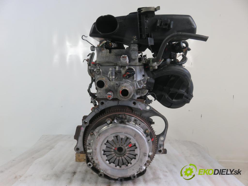 TOYOTA YARIS (_P1_) HB 2004 50,00 1.0 VVT- i 68 - 1SZ-FE 998,00 Motor benz. 1SZFE