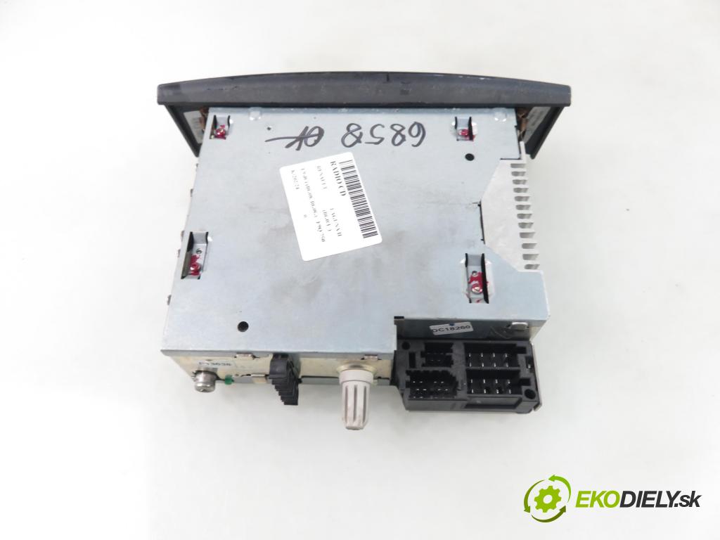 RENAULT LAGUNA II (BG0/1_) LIFTBACK 2007 88,00 1.9 dCi 120 - F9Q 750 1870,00 RADIO CD 8200607909T