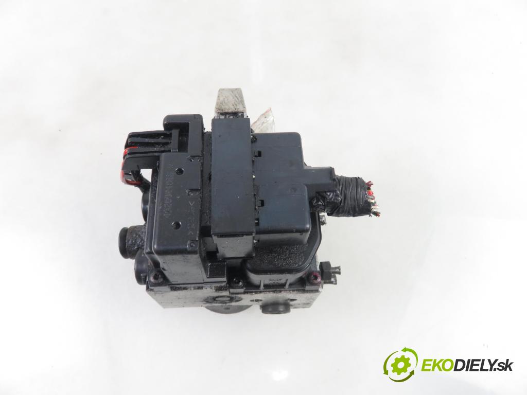 FORD TRANSIT Furgon (FA_ _) FURGON 2005 66,00 2.4 DI (FAA_, FAB_, FAC_, FAD_) - D2FA 2402,00 Pumpa ABS YC152M110AE ; 0265216577 (Pumpy ABS)