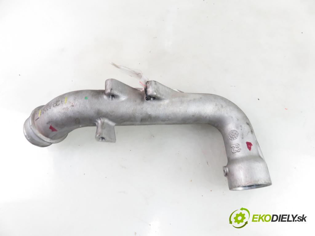 IVECO DAILY VI Furgon FURGON 2020 100,00 3.0 NaturalPower 136 - F1CFA401C 2998,00 Rúra intercoolera turba 504091121