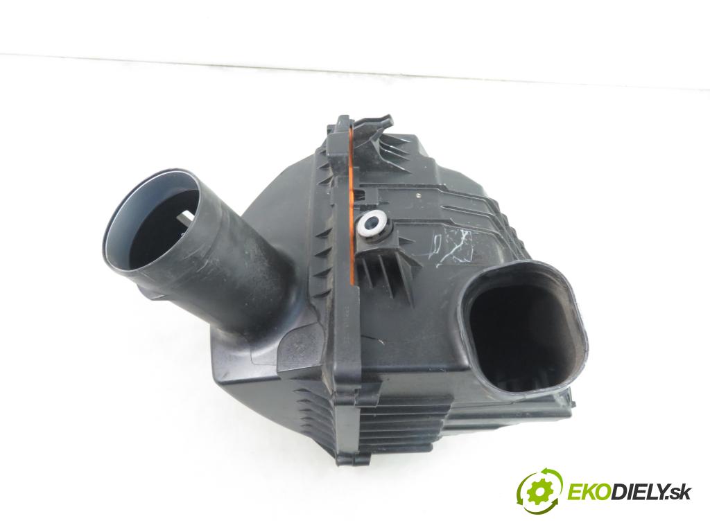 RENAULT TRAFIC III Skrzynia (FG_) FURGON 2018 70,00 1.6 dCi 95 (FGMJ, FGMR) - R9M 413 1598,00 Obal filtra vzduchu 165009078R ; 93867738 (Obaly filtrov vzduchu)