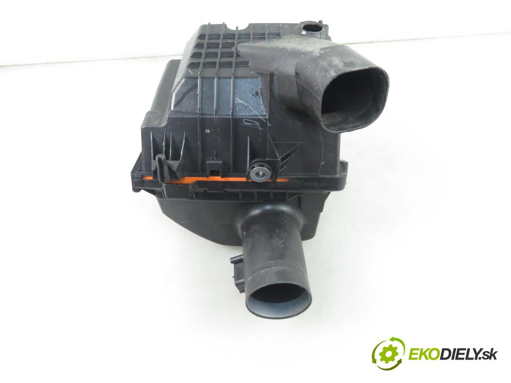 RENAULT TRAFIC III Skrzynia (FG_) FURGON 2018 70,00 1.6 dCi 95 (FGMJ, FGMR) - R9M 413 1598,00 obal filtra vzduchu 165009078R ; 93867738 (Kryty filtrů)