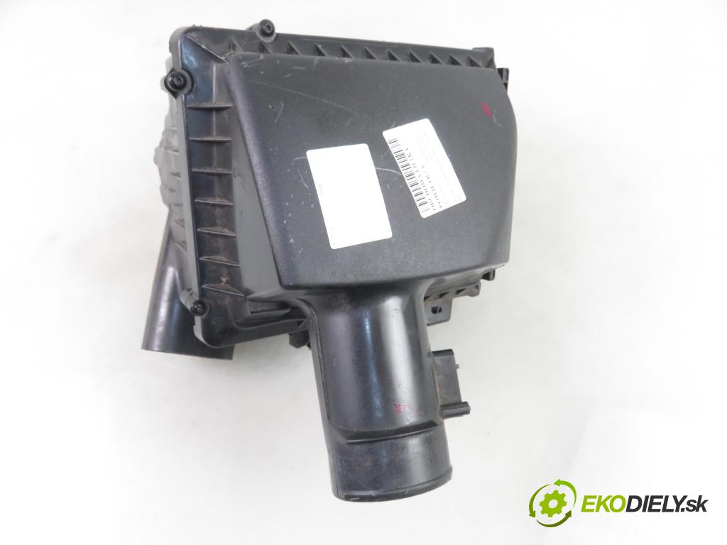 RENAULT TRAFIC III Skrzynia (FG_) FURGON 2018 70,00 1.6 dCi 95 (FGMJ, FGMR) - R9M 413 1598,00 obal filtra vzduchu 165009078R ; 93867738 (Kryty filtrů)