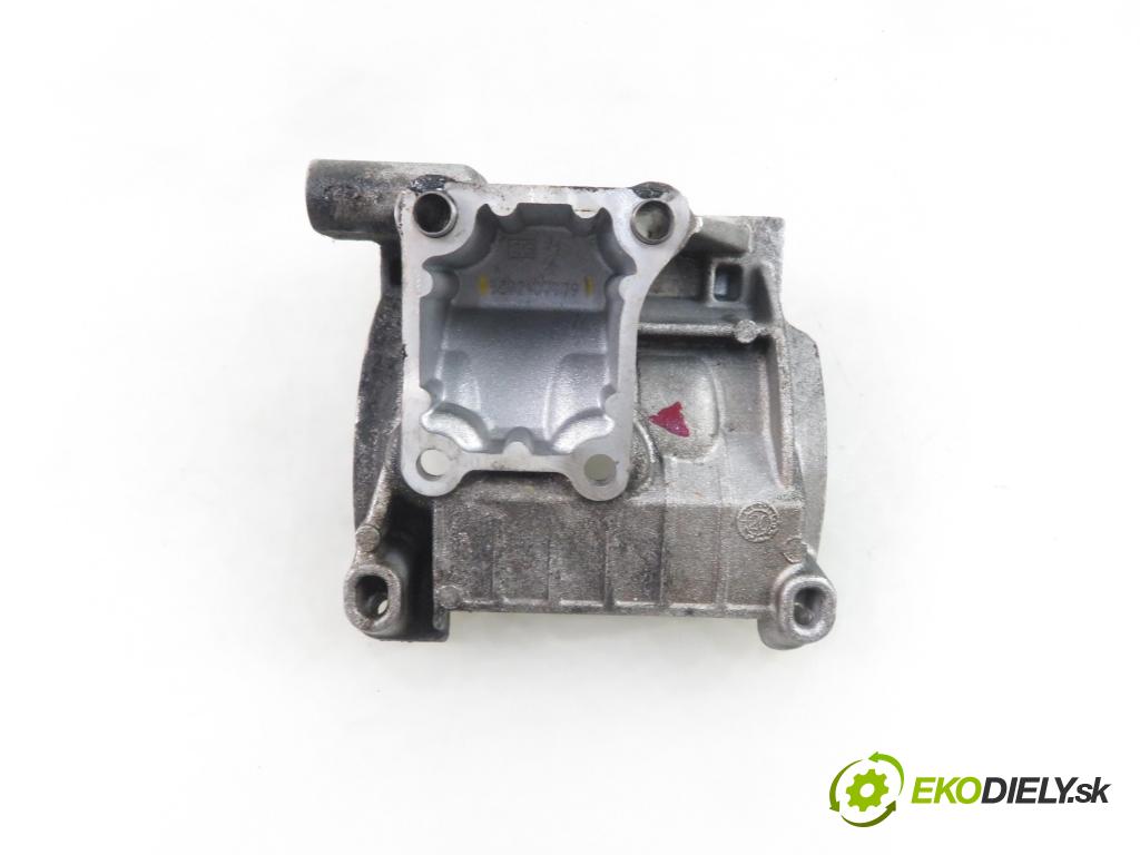 IVECO DAILY VI Furgon FURGON 2020 100,00 3.0 NaturalPower 136 - F1CFA401C 2998,00 Uchytenie alternátora 5802107779