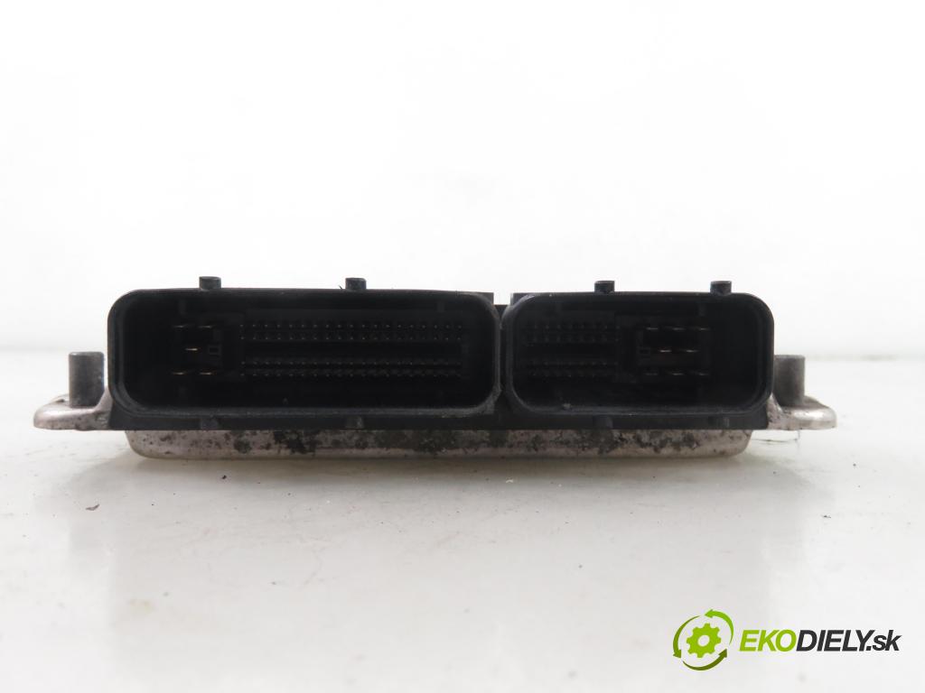 VW GOLF IV (1J1) HB 2001 74,00 1.9 TDI PD 101 - ATD 1896,00 Riadiaca jednotka Motor 0281010497 ; 038906019DF