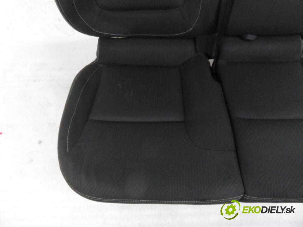 RENAULT TRAFIC III Skrzynia (FG_) FURGON 2018 70,00 1.6 dCi 95 (FGMJ, FGMR) - R9M 413 1598,00 Sedadlo CESTUJÚCI/PP