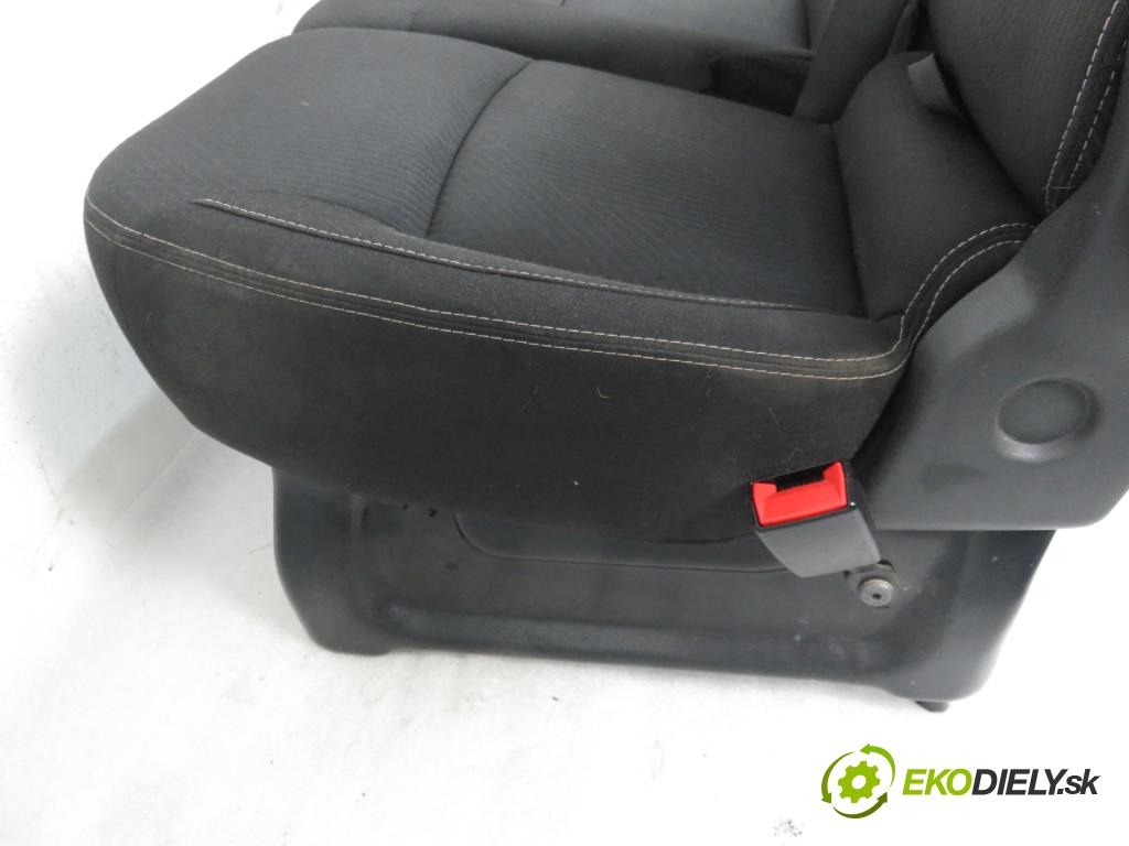 RENAULT TRAFIC III Skrzynia (FG_) FURGON 2018 70,00 1.6 dCi 95 (FGMJ, FGMR) - R9M 413 1598,00 Sedadlo CESTUJÚCI/PP