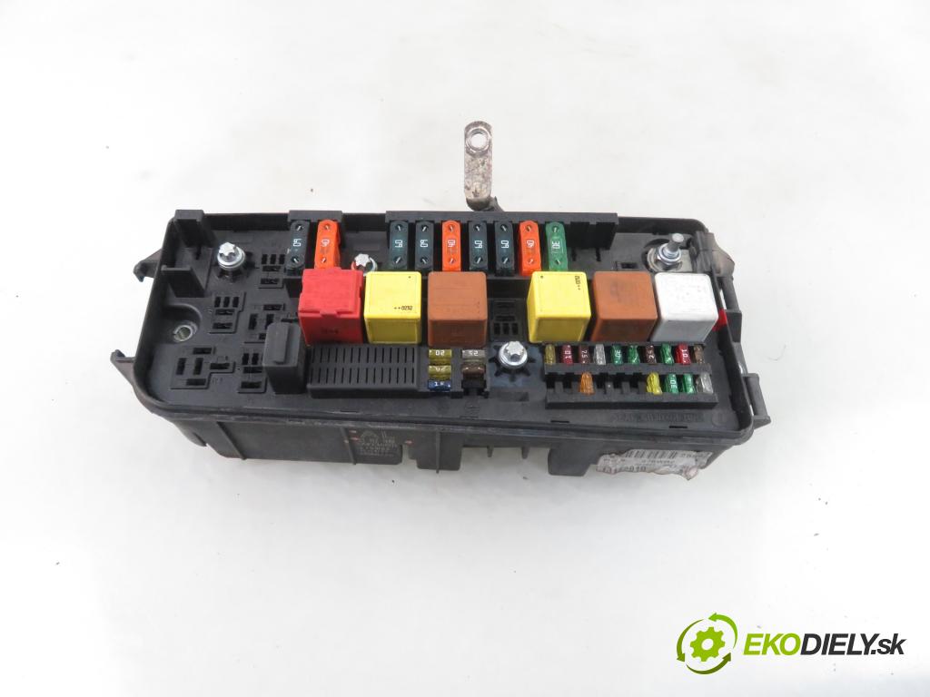OPEL VECTRA C (Z02) SEDAN 2002 92,00 2.2 DTI 16V 125 - Y 22 DTR 2172,00 MODUL BSI 13112919AL