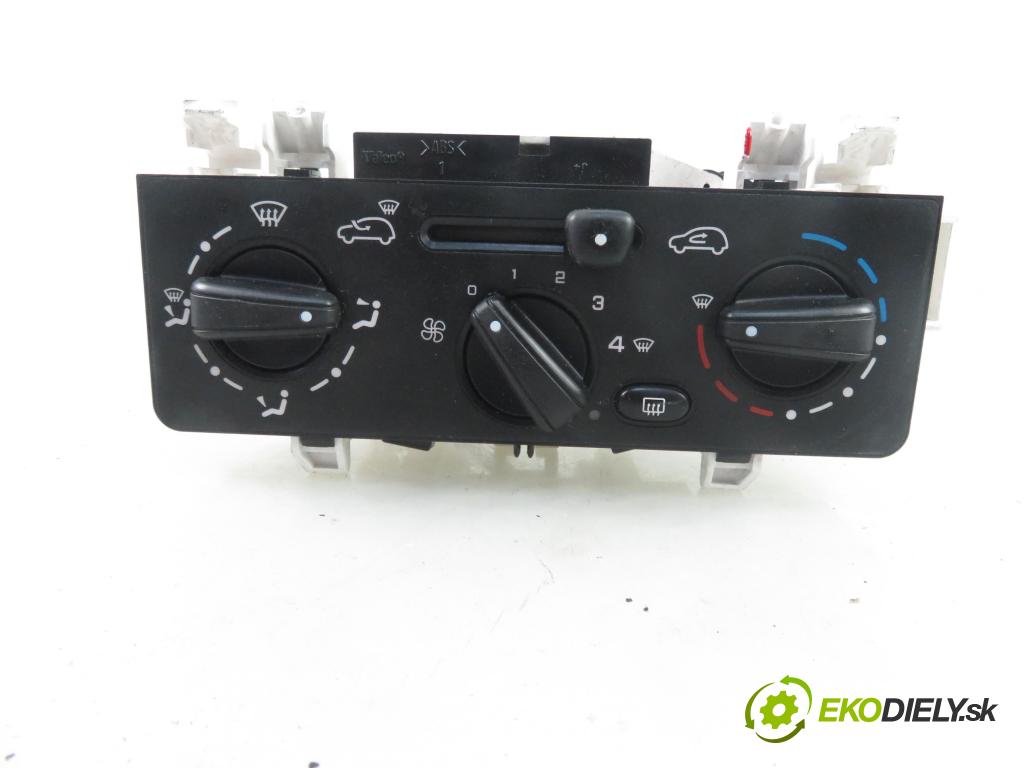 CITROEN C2 (JM_) HB 2008 44,00 1.1 - HFX (TU1JP) 1124,00 Panel kúrenia F664477S