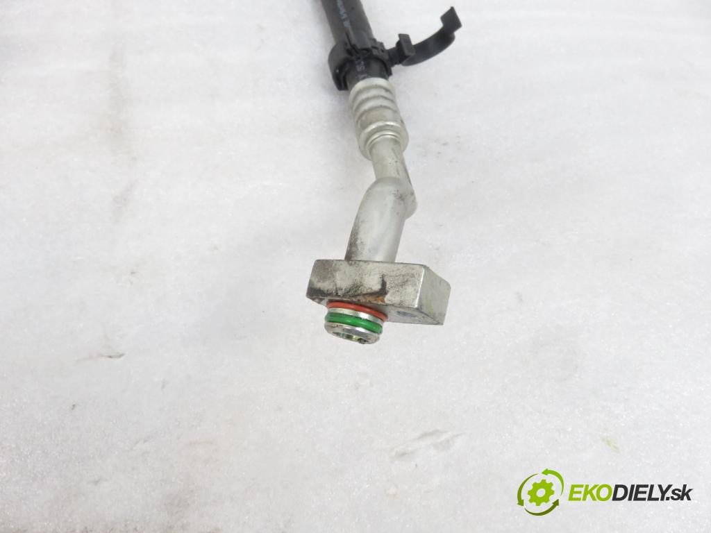 IVECO DAILY VI Furgon FURGON 2020 100,00 3.0 NaturalPower 136 - F1CFA401C 2998,00 rúrka klimatizácie 5801595270 ; 5801595254 ; 5802462404