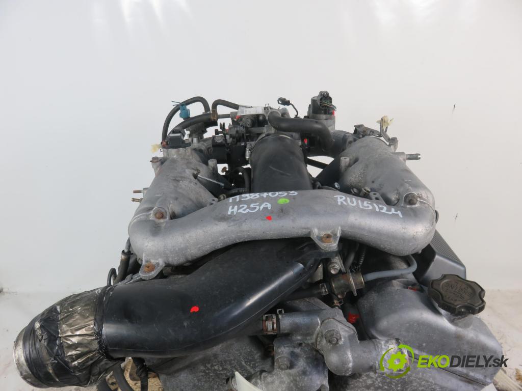 SUZUKI GRAND VITARA I (FT, HT) SUV 2000 106,00 2.5 V6 24V 4x4 (TD62, SQ 625) - H 25 A 2493,00 Motor benz. H25A