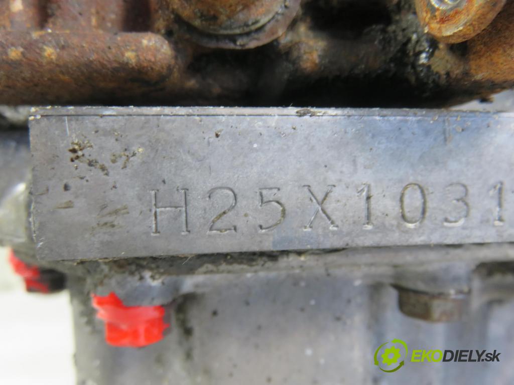 SUZUKI GRAND VITARA I (FT, HT) SUV 2000 106,00 2.5 V6 24V 4x4 (TD62, SQ 625) - H 25 A 2493,00 Motor benz. H25A