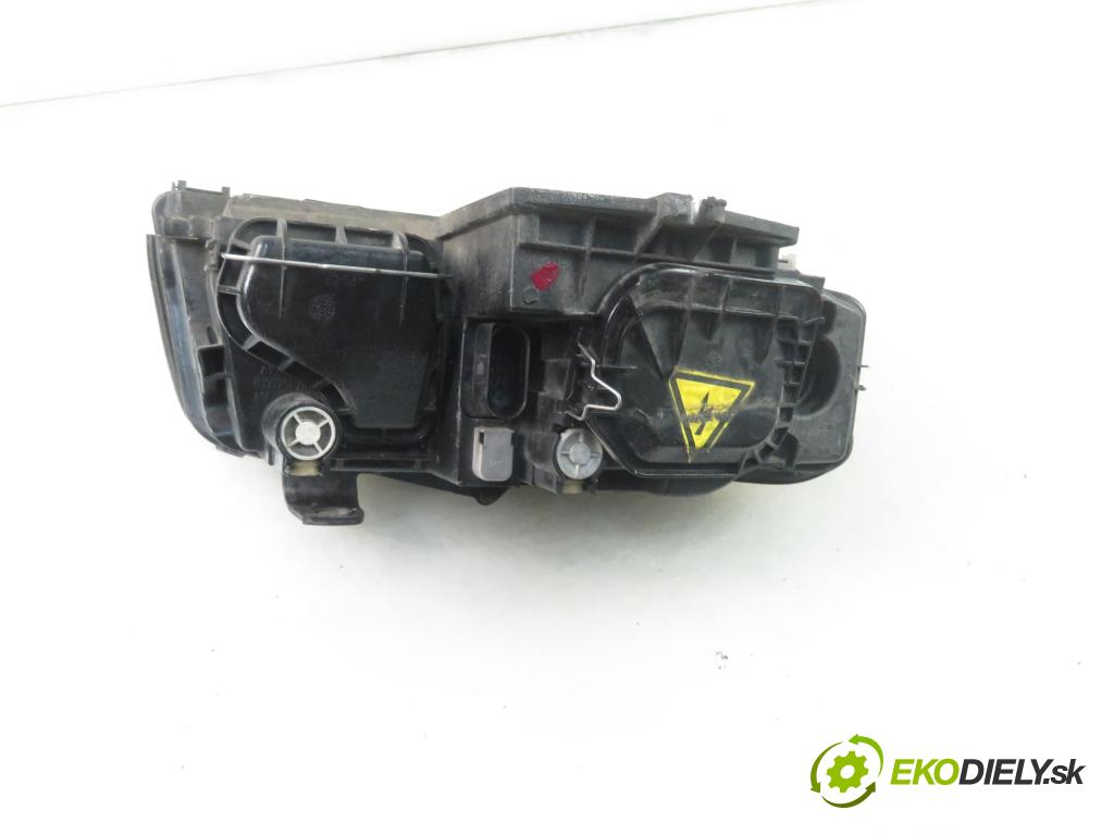 AUDI A4 Avant (8E5, B6) KOMBI 2002 132,00 2.5 TDI quattro - AKE 2496,00 Svetlo LP 8E0941003S
