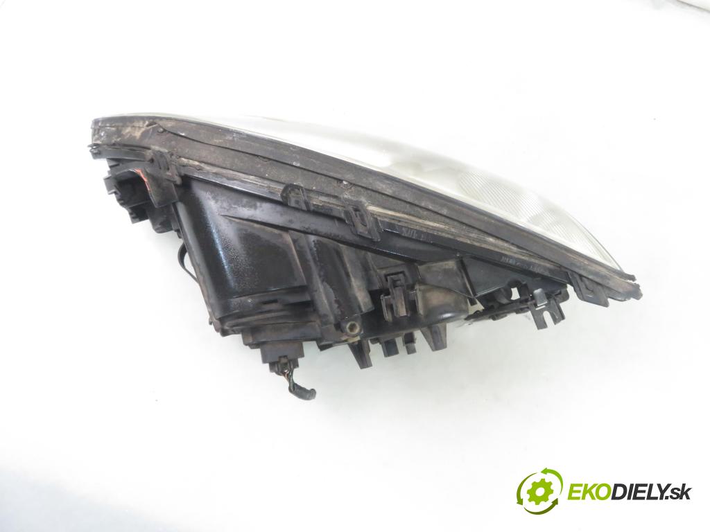 FORD MONDEO III Turnier (BWY) KOMBI 2005 96,00 2.0 TDCi - FMBA 1998,00 Svetlo PP 1S7113005CL