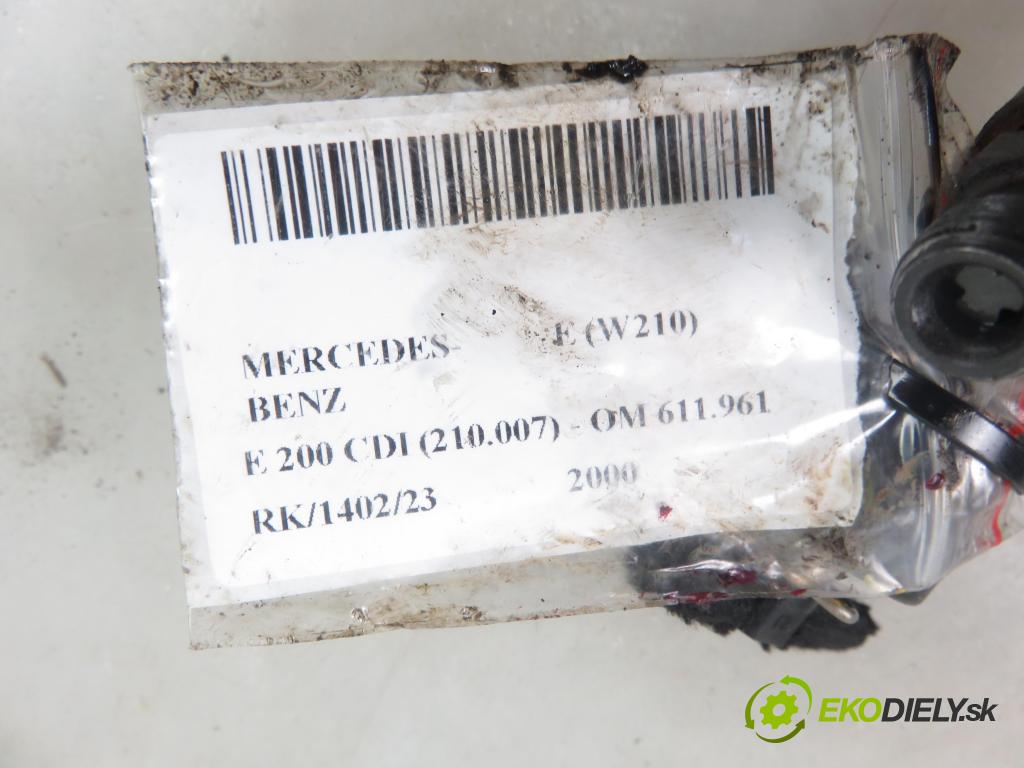 MERCEDES-BENZ KLASA E (W210) SEDAN 2000 75,00 E 200 CDI (210.007) - OM 611.961 2148,00 vstrekovač 6110700687 ; 0445110025 (Vstrekovače)