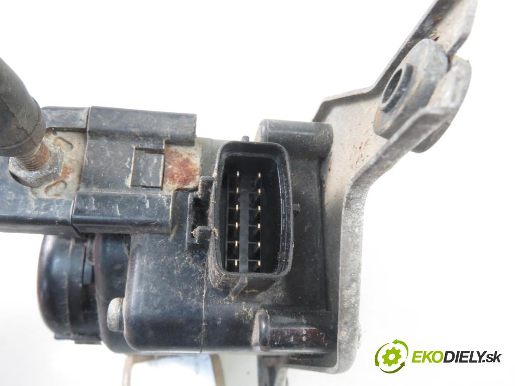 SUZUKI GRAND VITARA I (FT, HT) SUV 2000 106,00 2.5 V6 24V 4x4 (TD62, SQ 625) - H 25 A 2493,00 Potenciometer plynu 1599958B30 (Pedále)