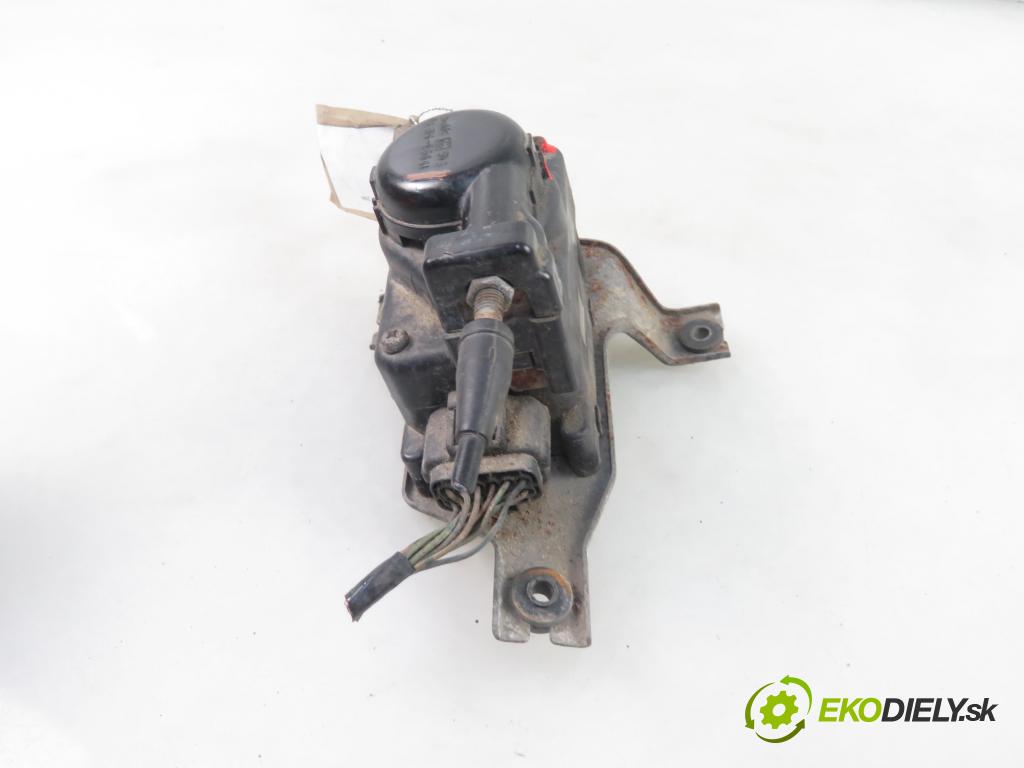 SUZUKI GRAND VITARA I (FT, HT) SUV 2000 106,00 2.5 V6 24V 4x4 (TD62, SQ 625) - H 25 A 2493,00 Potenciometer plynu 1599958B30 (Pedále)