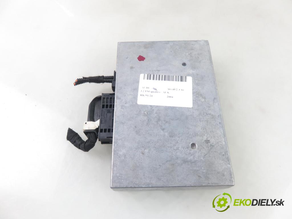 AUDI A6 (4F2, C6) SEDAN 2004 188,00 3.2 FSI quattro - AUK 3123,00 MODUL BLUETOOTH 4E0910336F ; 4E0862335