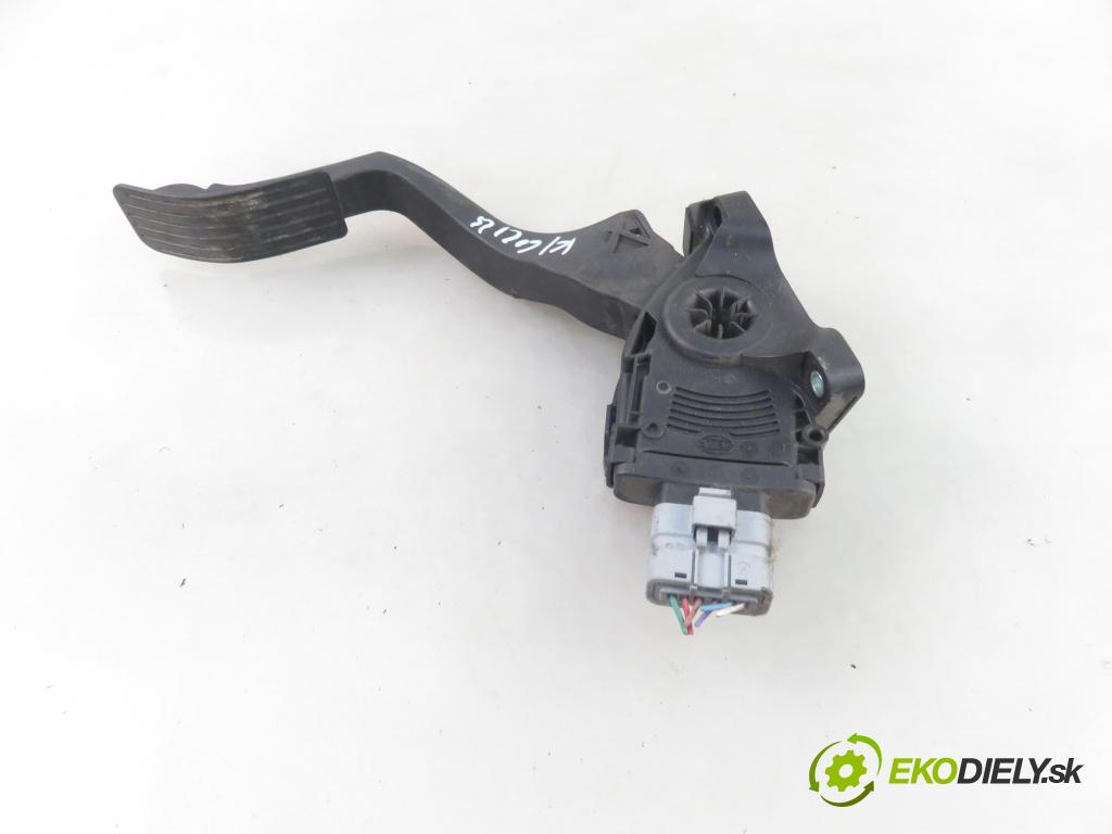 PEUGEOT 308 SW KOMBI 2008 100,00 2.0 HDi 136 1997,00 Potenciometer plynu 9681844480 ; 6PC00994901 (Pedále)