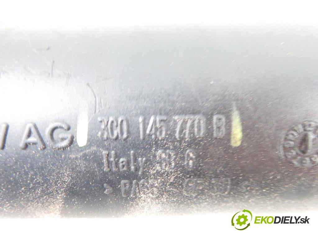 VW CADDY III Variant (2KB, 2KJ, 2CB, 2CJ) KOMBIVAN 2007 55,00 1.9 TDI - BSU 1896,00 Rúra intercoolera turba 3CO145770B ; 3C0145762AM